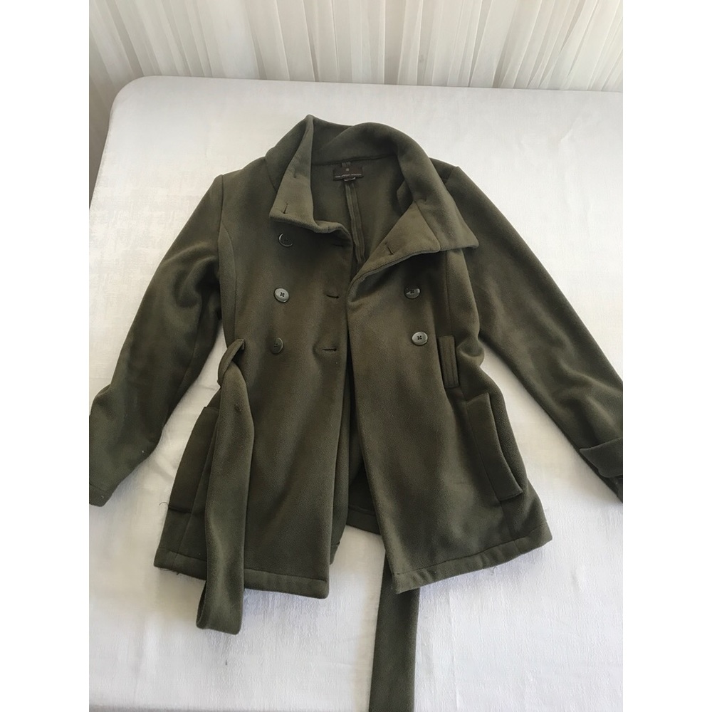 Such a cozy jacket! The perfect neutral olive!